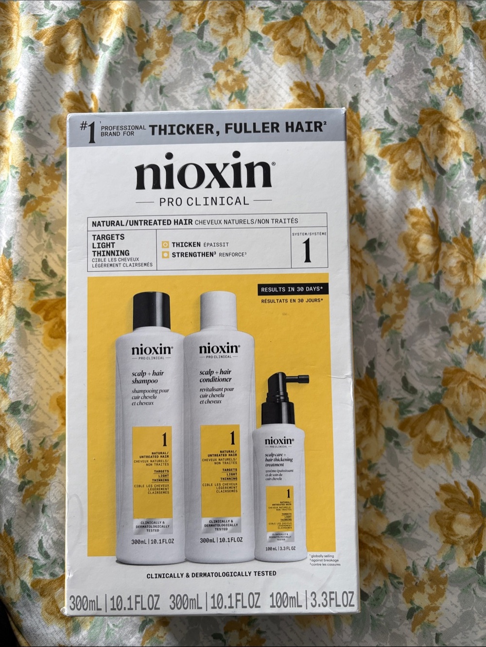 Nioxin Pro Clinical System 1 Scalp & Hair Treatment Kit - White & Yellow